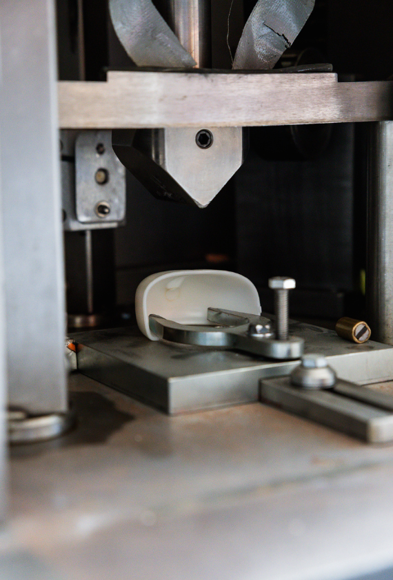 697a25722d7094fb03f07ace editorials small (8)